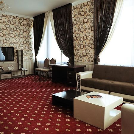 טרז Hotel "Aishadeluxe" מראה חיצוני תמונה