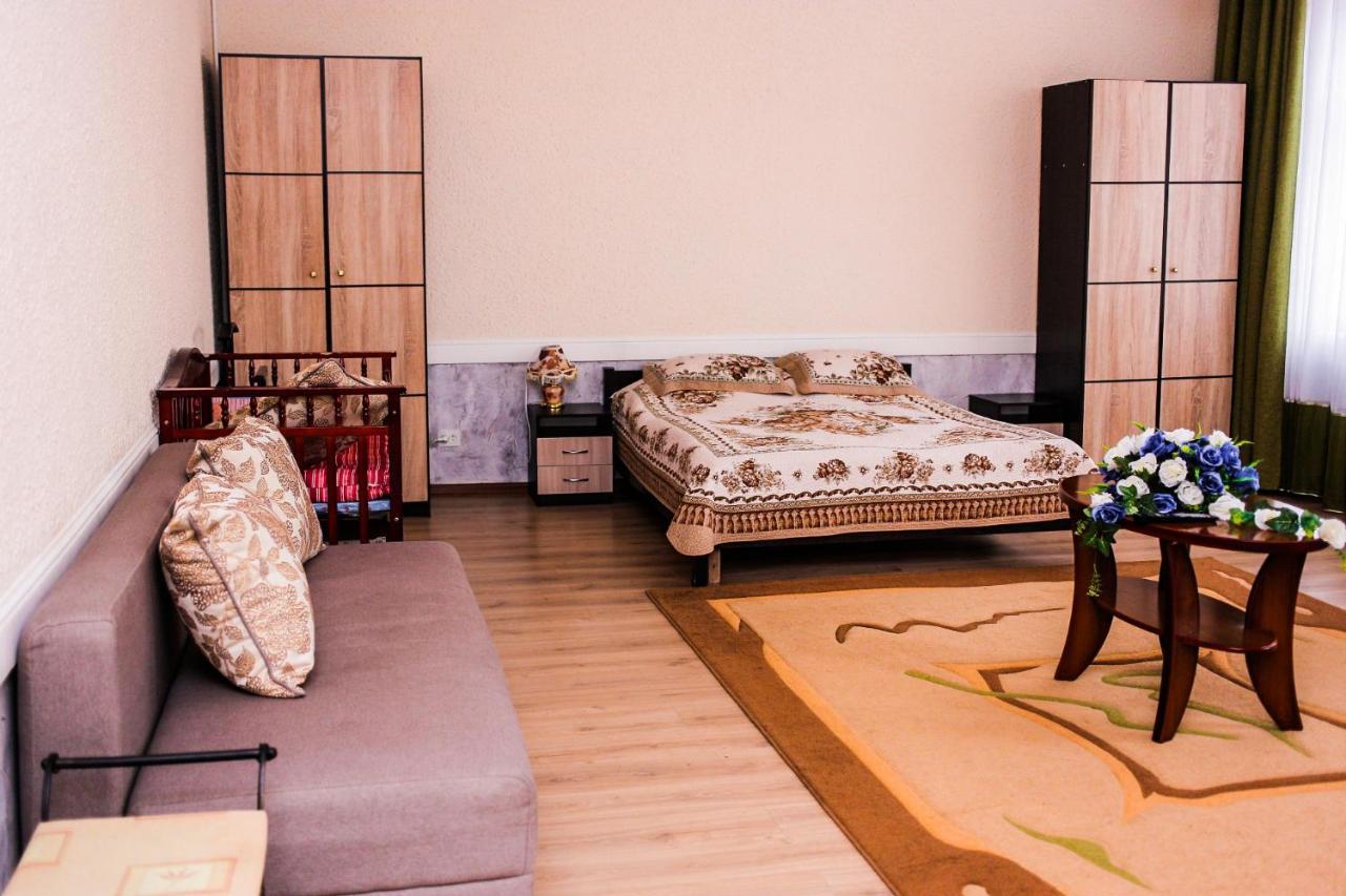 טרז Hotel "Aishadeluxe" מראה חיצוני תמונה