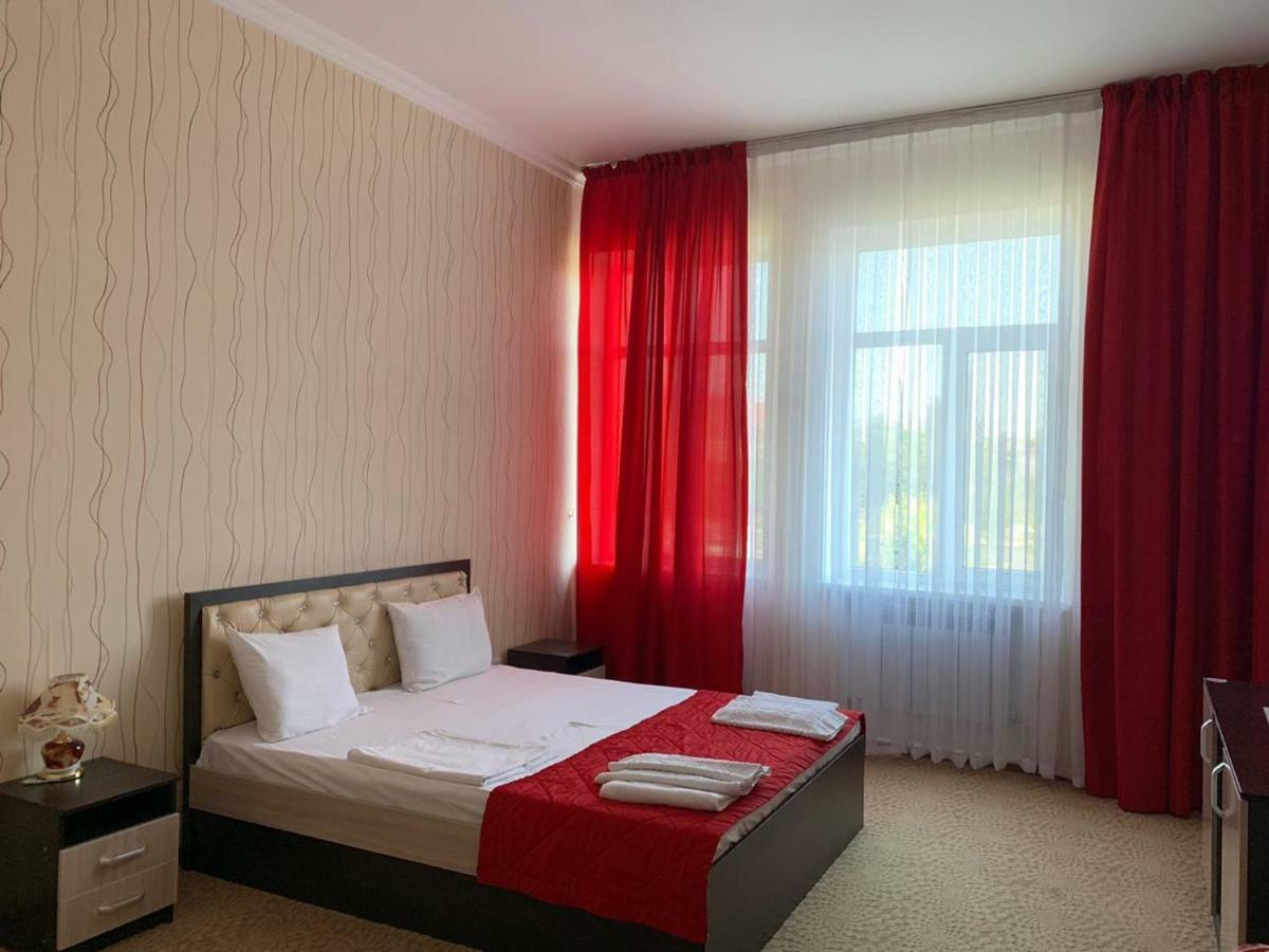 טרז Hotel "Aishadeluxe" מראה חיצוני תמונה