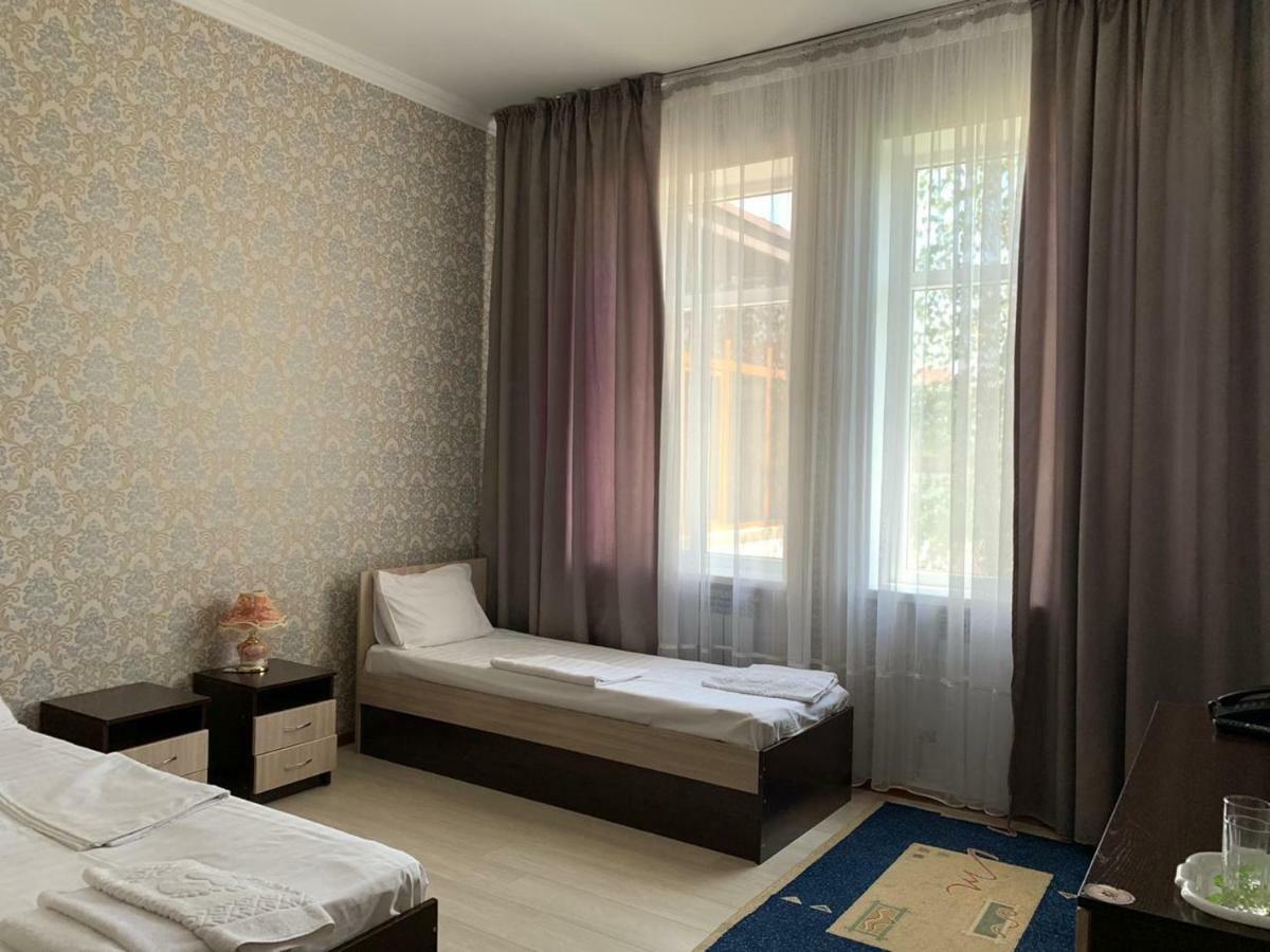 טרז Hotel "Aishadeluxe" מראה חיצוני תמונה