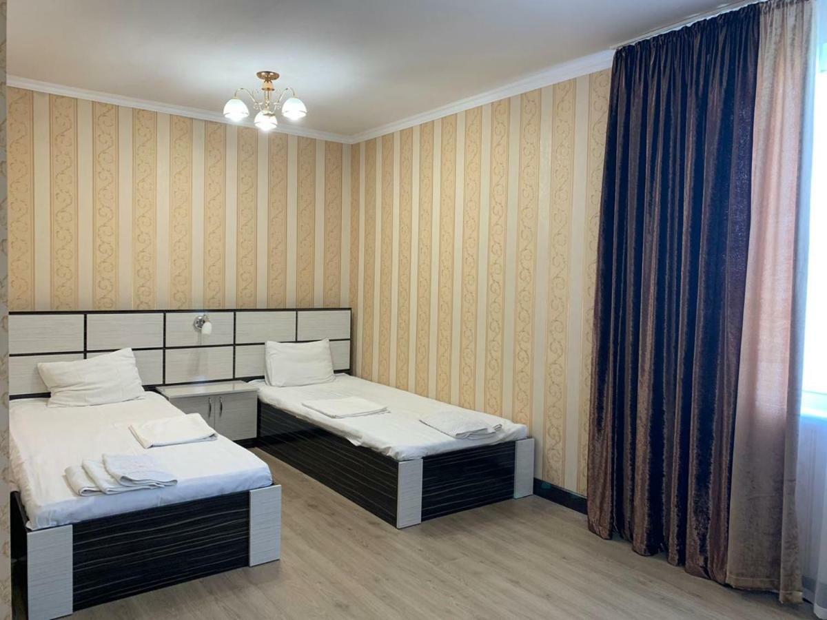 טרז Hotel "Aishadeluxe" מראה חיצוני תמונה